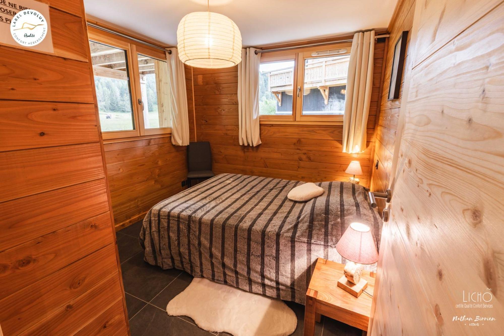 Appartement Lumineux Neuf Dans Bas De Chalet Le Douglas La Joue du Loup Exterior photo